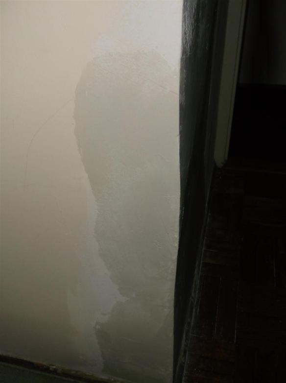 Hey, that's NOT straight. Or sexy for a hip, dammit! 